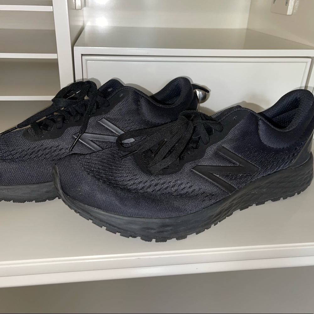 New balance non slip shoes size 10.5
